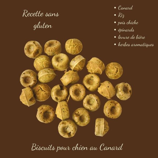 Biscuits pour grand chien au canard et pois chiches, source naturelle de fer et de vitamines pour la vitalité.