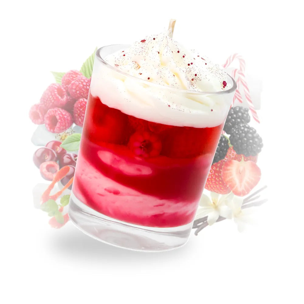 Grande bougie gourmande trompe-l'œil format XL Panna Cotta aux fruits rouges de la KAVERN.