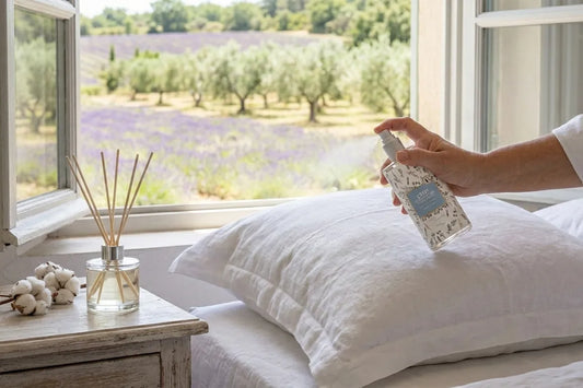 Brume d'oreiller senteur Fleur de Coton 50 ml, Collection Authentique fabriquée en Provence par Le Chatelard 1802.