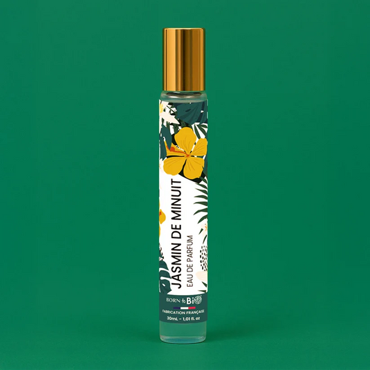 Flacon 30ml de l'Eau de Parfum Jasmin de Minuit par Born to Bio. Senteur florale, musquée et vanillée sur un fond vert émeraude. Fabriqué en France.