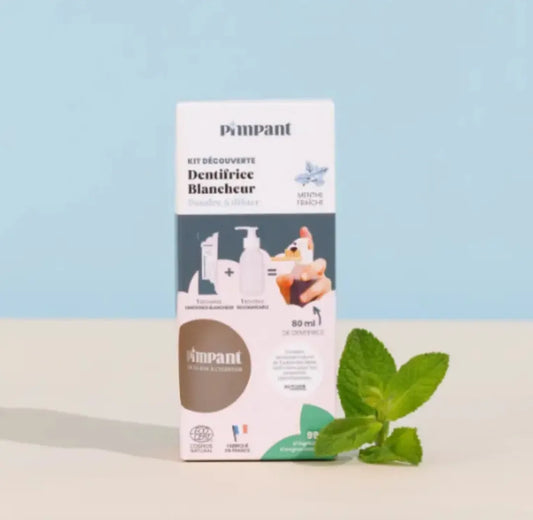 Concept innovant du dentifrice Pimpant : une poudre naturelle à mélanger avec de l'eau du robinet pour créer un gel dentaire onctueux.