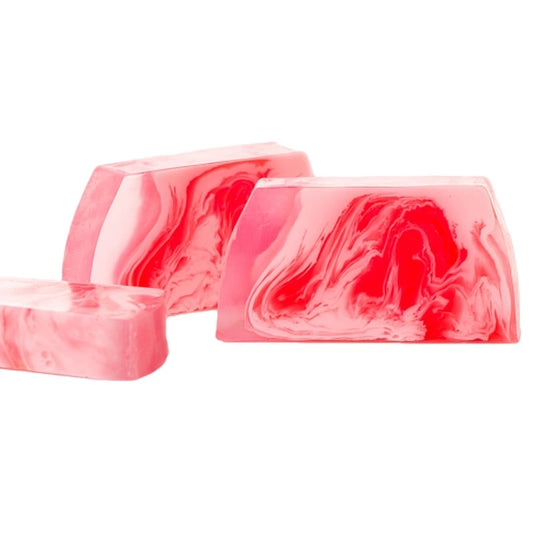 Tranches de pain de savon artisanal en glycérine végétale, magnifiquement marbrées de rose et de rouge. Parfum Amor inspiré d'un célèbre parfum de créateur. Boutique KAVERN.