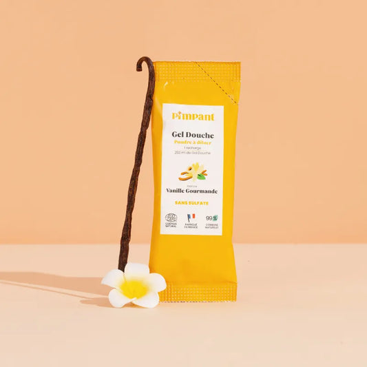 Sachet éco-recharge de gel douche en poudre à la Vanille Gourmande de la marque Pimpant, pour créer 250 ml de soin lavant, boutique KAVERN.