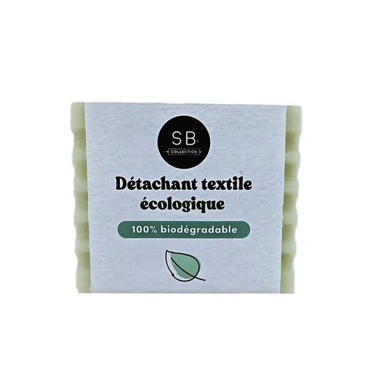 Étiquette du savon détachant naturel SB Collection fabriqué en France, 100% biodégradable pour un entretien du linge zéro déchet.